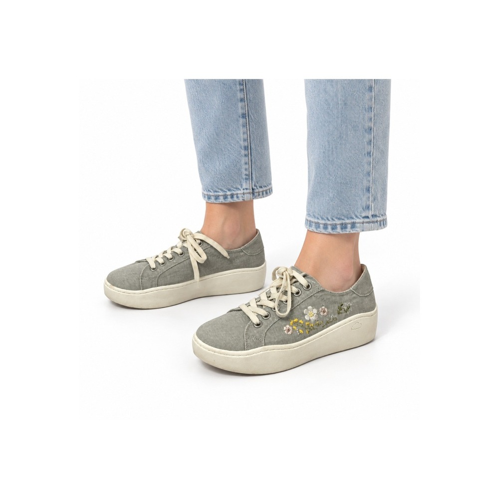 Project Cloud Bossy Platform Sneakers Gray Embroidered Women's US 8M